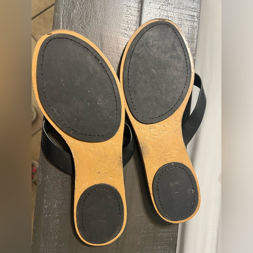 Tory Burch Manon Black Thing Sandals - Picture 6 of 7